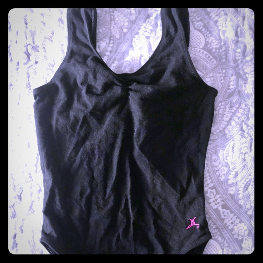 Black sleeveless leotard